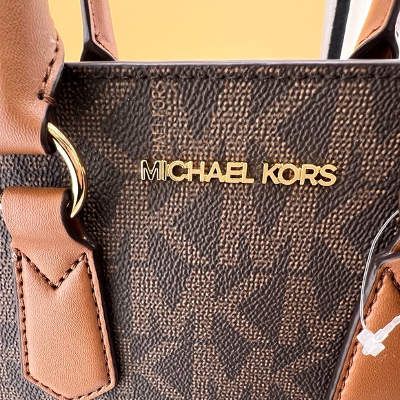 MICHAEL MICHAEL KORS Kris Small Logo Satchel - Picture 9 of 14